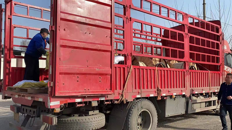 專車發(fā)博山(三個(gè)線路電力工程)