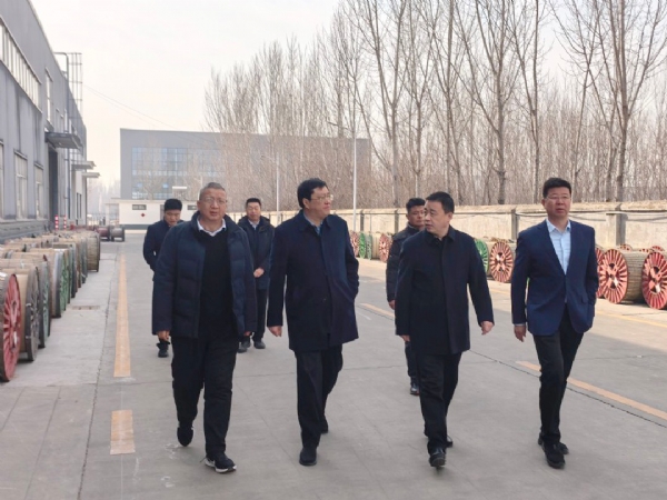 深入企業(yè)一線！曲阜經(jīng)濟(jì)開(kāi)發(fā)區(qū)管委會(huì)開(kāi)展調(diào)研