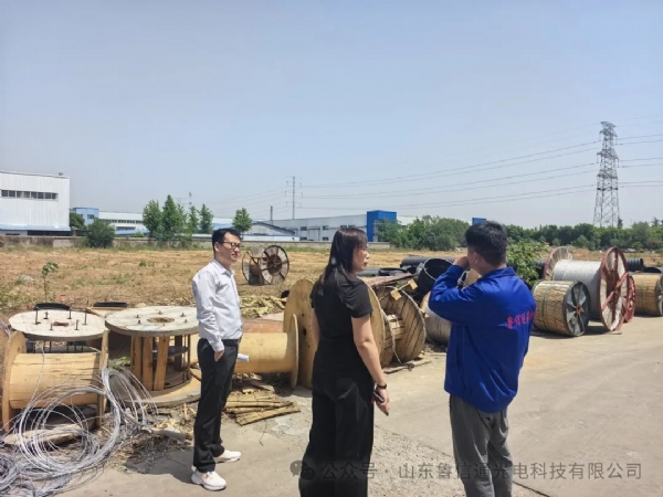 聚焦產(chǎn)業(yè)升級(jí)！曲阜市發(fā)改委實(shí)地走訪(fǎng)魯信通光電 賦能企業(yè)新發(fā)展