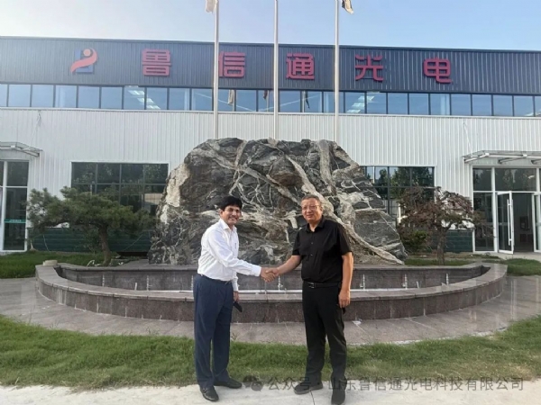 國(guó)際交流促合作，客戶(hù)來(lái)訪(fǎng)共前行